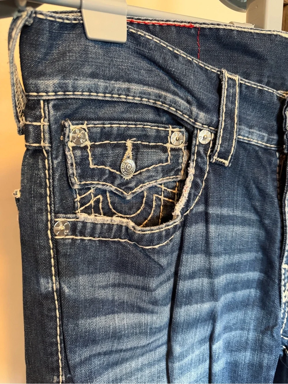 True Religion Slim Fit (size 31)